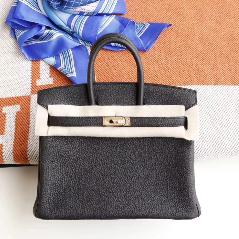 

2019041802 2019 genuine leather luxury handbags women bag runway desigin female Europe brand top quality free shipping of dhl