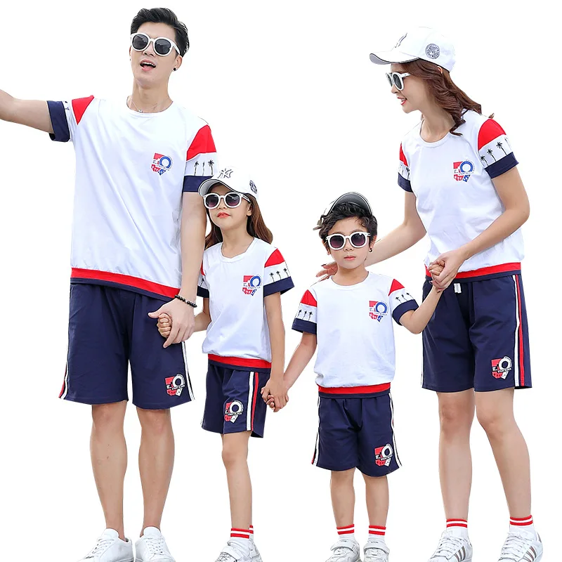 

New Sport Summer Family outfits clothes Mother Daughter Father Son Kids boys Girls Clothes 2pcs/Sets family Set 2colors