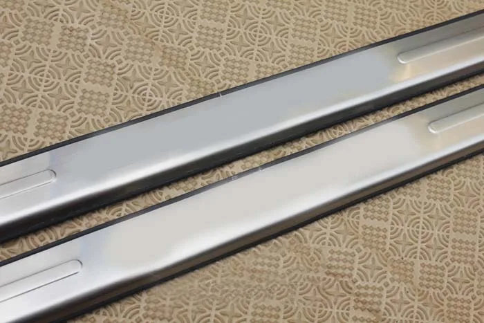 

Door sill scuff plate Guards Sills For MERCEDES BENZ SMART FORTWO 2007 2008 2009 2010 20011 2012 2013
