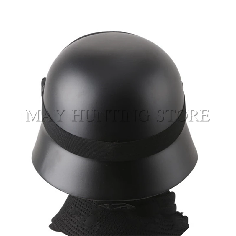 M02