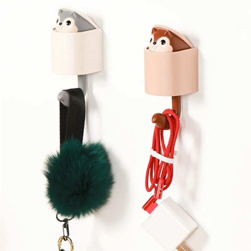 

Creativity Outstretch Squirrel Hook Coat Wall Hook Key Holder Wall Home Decoration Kitchen Hook Bathroom Accessories Coat Hanger
