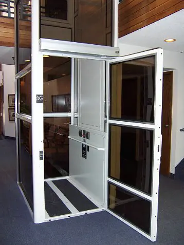 indoor or outdoor handicap vertical platform small disabled home