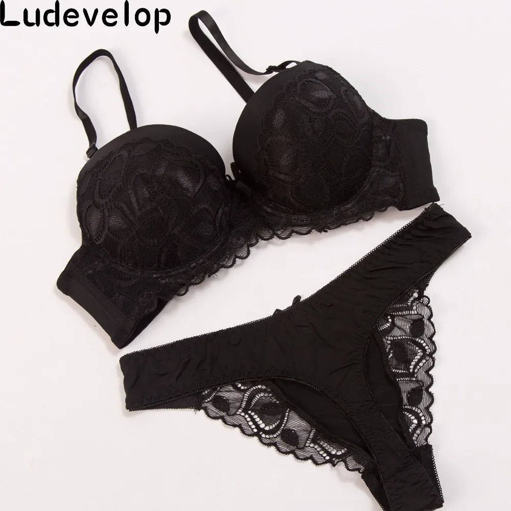 Комплект женского кружевного нижнего белья с чашками пуш ап|underwear panties set|bra setwomen bra