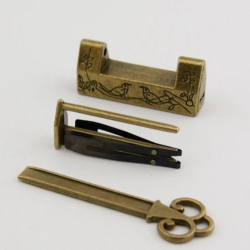 Alloy Antique Bronze Chinese Old Decorative Lock Jewelry Chest Box Lock Padlock for Wooden Wood Suitcase Drawer Cabinet 1