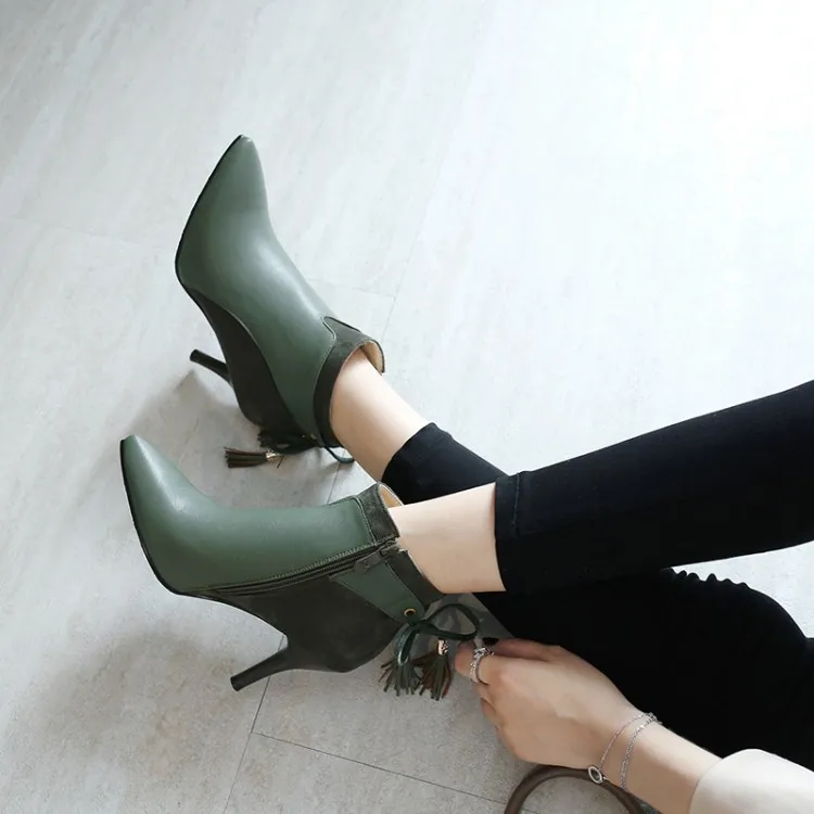 Осенне-зимняя обувь на тонком высоком каблуке; элегантные женские туфли-лодочки; зеленые ботильоны из искусственной кожи; женские ботинки с бантом