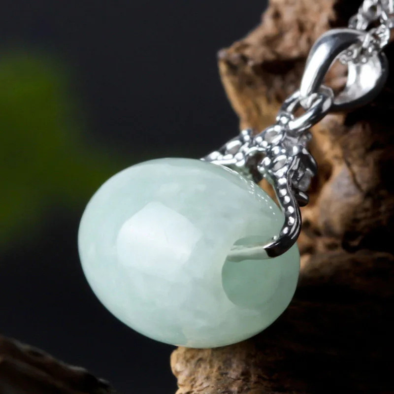 Китайский стиль ручной работы LuLuTong Lucky Amulet ювелирное изделие S925 серебро изумруд