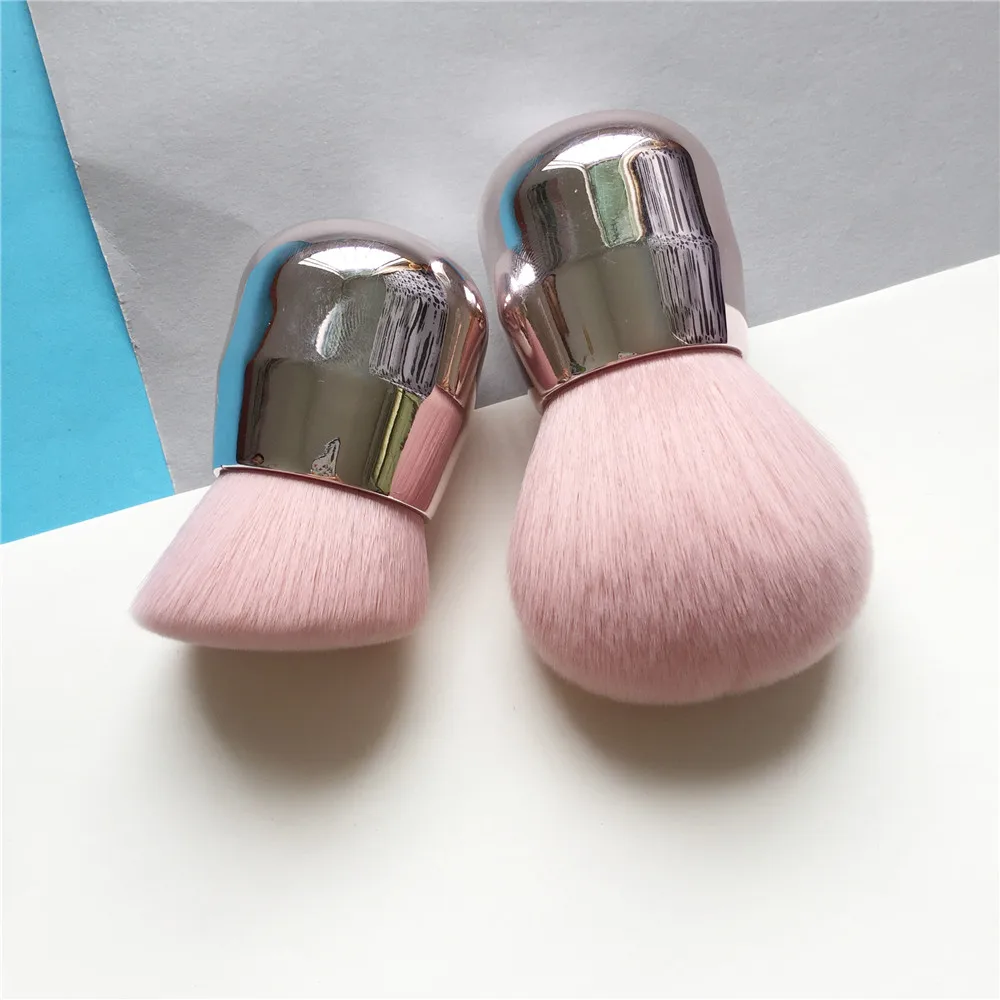Face & Body Kabuki Brush 160 _ 12