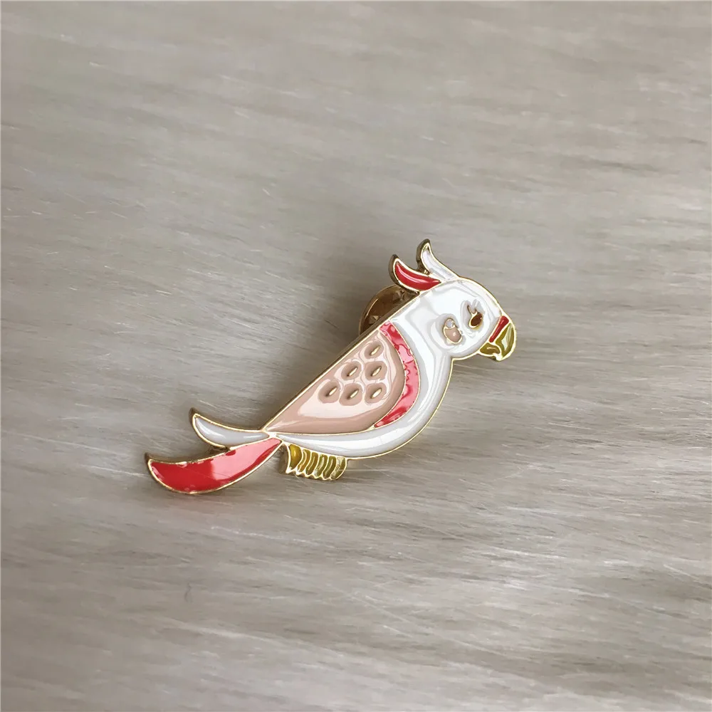 

FASHION JEWELRY GOLD COLOR PLATING PARROT SHAPE BROOCH FOR WOMEN GIRL
