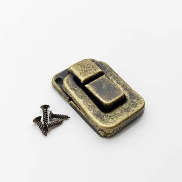 tono plateado caja de maleta estilo etro joyero decorativo cierre con tornillos Pestillo de pestillo Sourcingmap