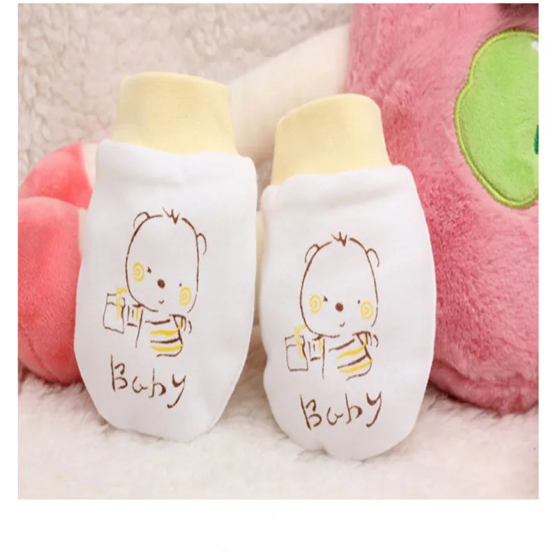 1-Pair-Soft-Newborn-Boys-Girls-Infant-Anti-Scratch-Baby-Gloves-Cute-Bear-Pattern-Cotton-Handguard (3)
