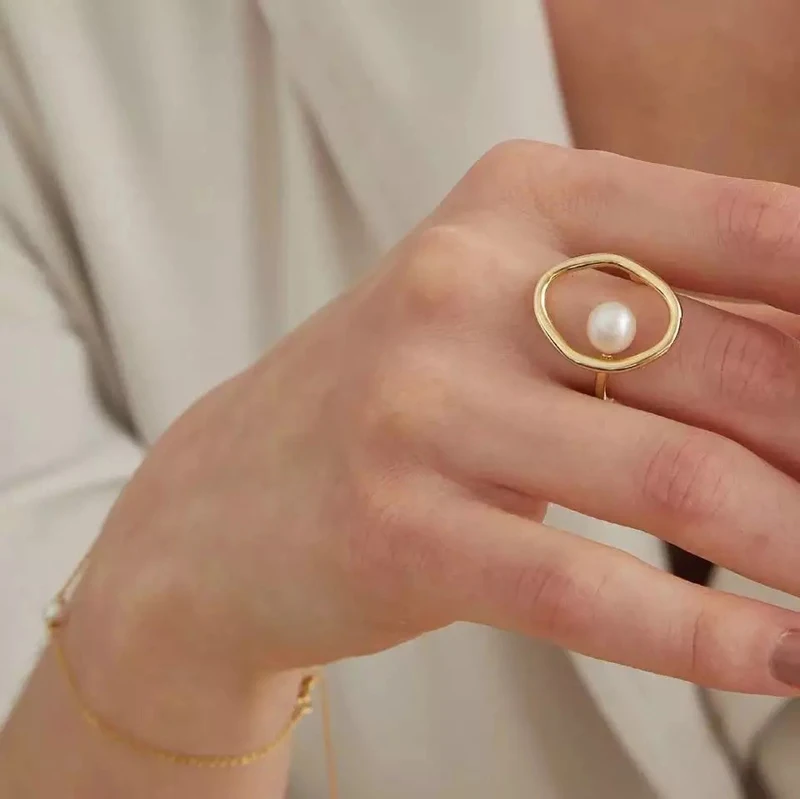 

Stylish temperament vintage pearl ring adjustable women design ring