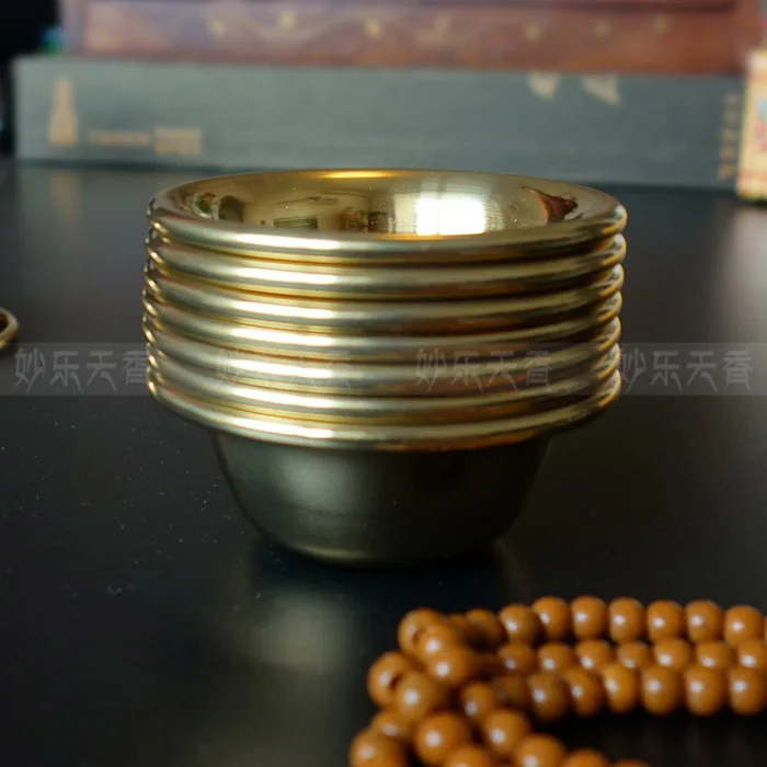 Будда латунные чаши, медные Буддийские принадлежности чашки, диаметр 6,8 высота 2,9 сантиметр, 7 штук в комплекте