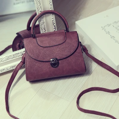 

2018 new Korean retro handbag joker shoulder messenger bag ladies small square bag