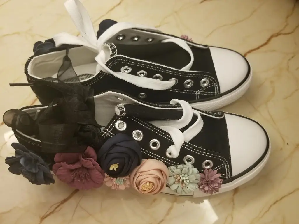 Детская обувь с бисером; Низкий верх; коллекция года; сезон осень; детская обувь в Корейском стиле с цветочным узором; парусиновая обувь для девочек; повседневные кроссовки с кружевом