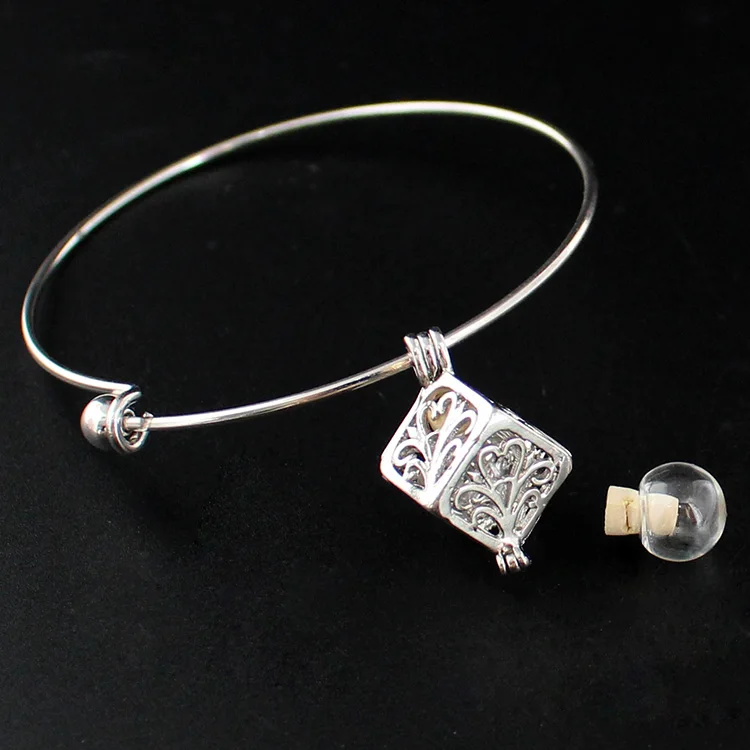 K+