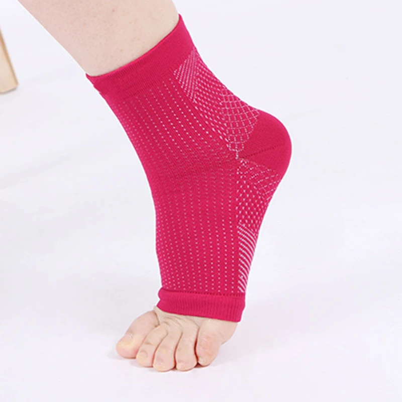 Спорт Safty ног Ангел компрессионные, предотвращают усталость ноги рукав лодыжки Поддержка для бега и велопрогулок Баскетбол Спорт лодыжки Brace носок - Цвет: Красный