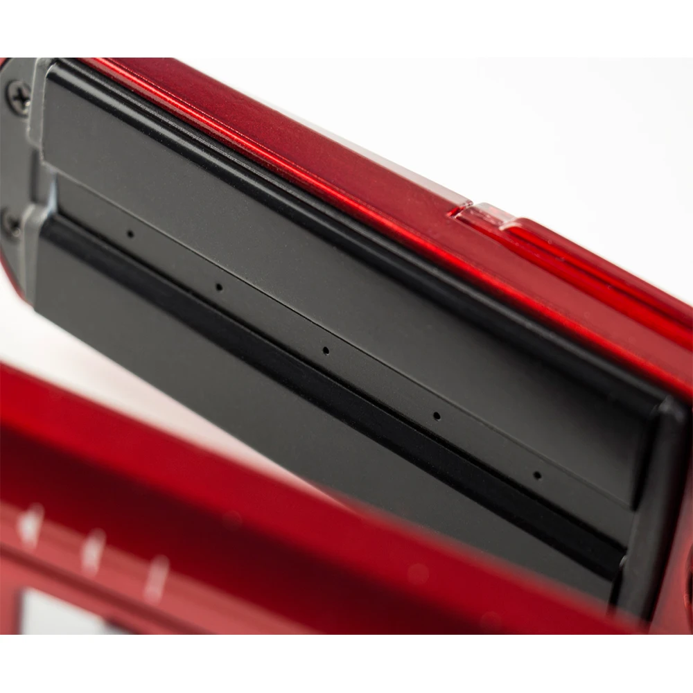 Электрощипцы Galaxy GL 4509 (Мощность 65 Вт, 5 температурных режимов - 120°С, 140°С, 160°С, 180°С, 200°С,  функция выпрямления волос с помощью пара, выдвижная расческа для волос, керамическое покрытие пластин, шнур вращения на 360°)