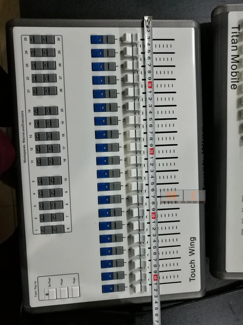 Mobilnymi skrzydła i V11 fader skrzydła i kontroler DMX z flycase tanie tanio ROHS MC-ATW Ściemniacze 3years 110V~220V 50~60Hz Mobilnymi skrzydła i V11 fader skrzydła i kontroler DMX z flycase tanie tanio ROHS MC-ATW Ściemniacze 3years 110V~220V 50~60Hz