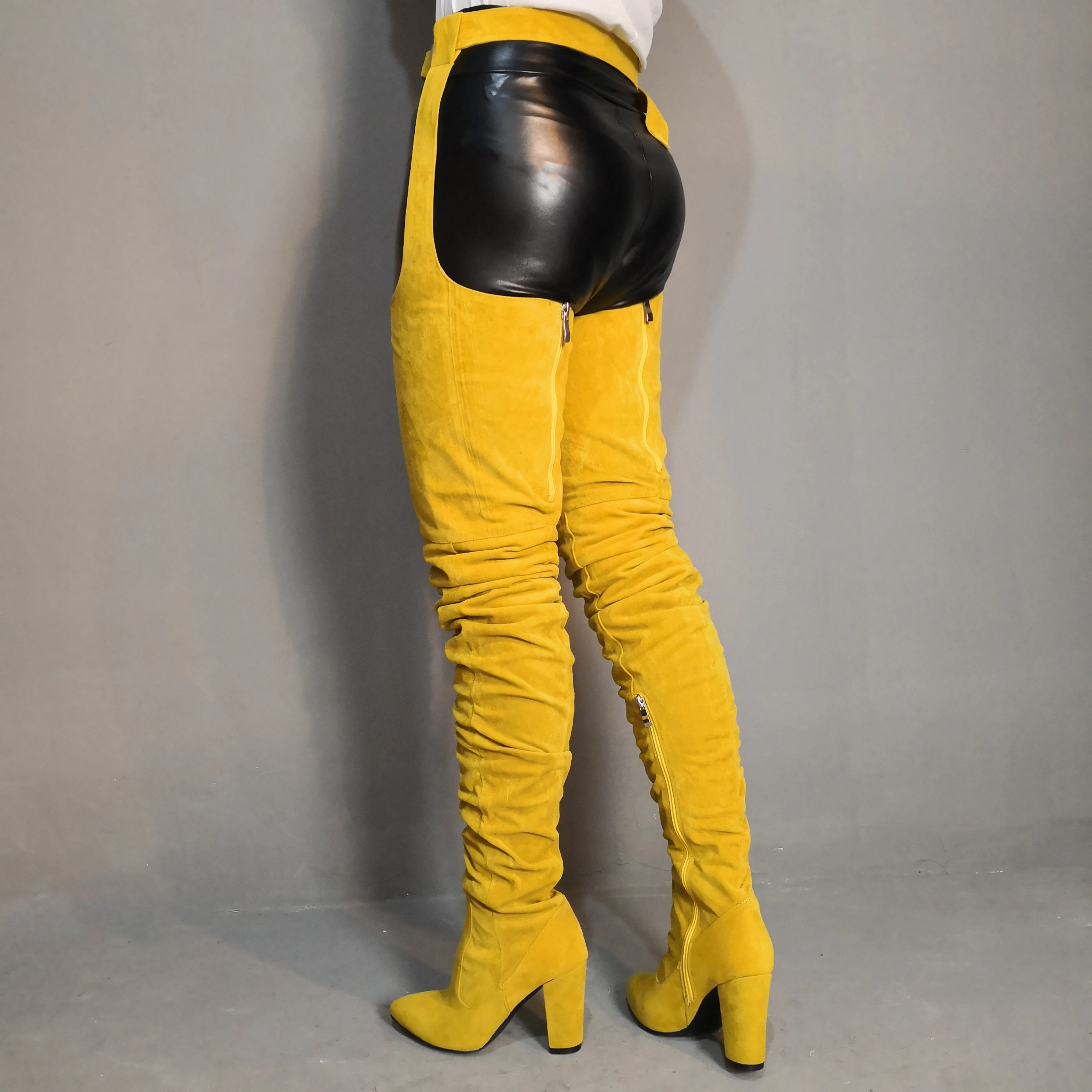 LAIGZEM Rihanna/высокие сапоги до бедра сапоги выше колена из искусственной замши на не сужающемся книзу массивном каблуке модные сапоги на молнии с ремешком на талии большие размеры 34-47
