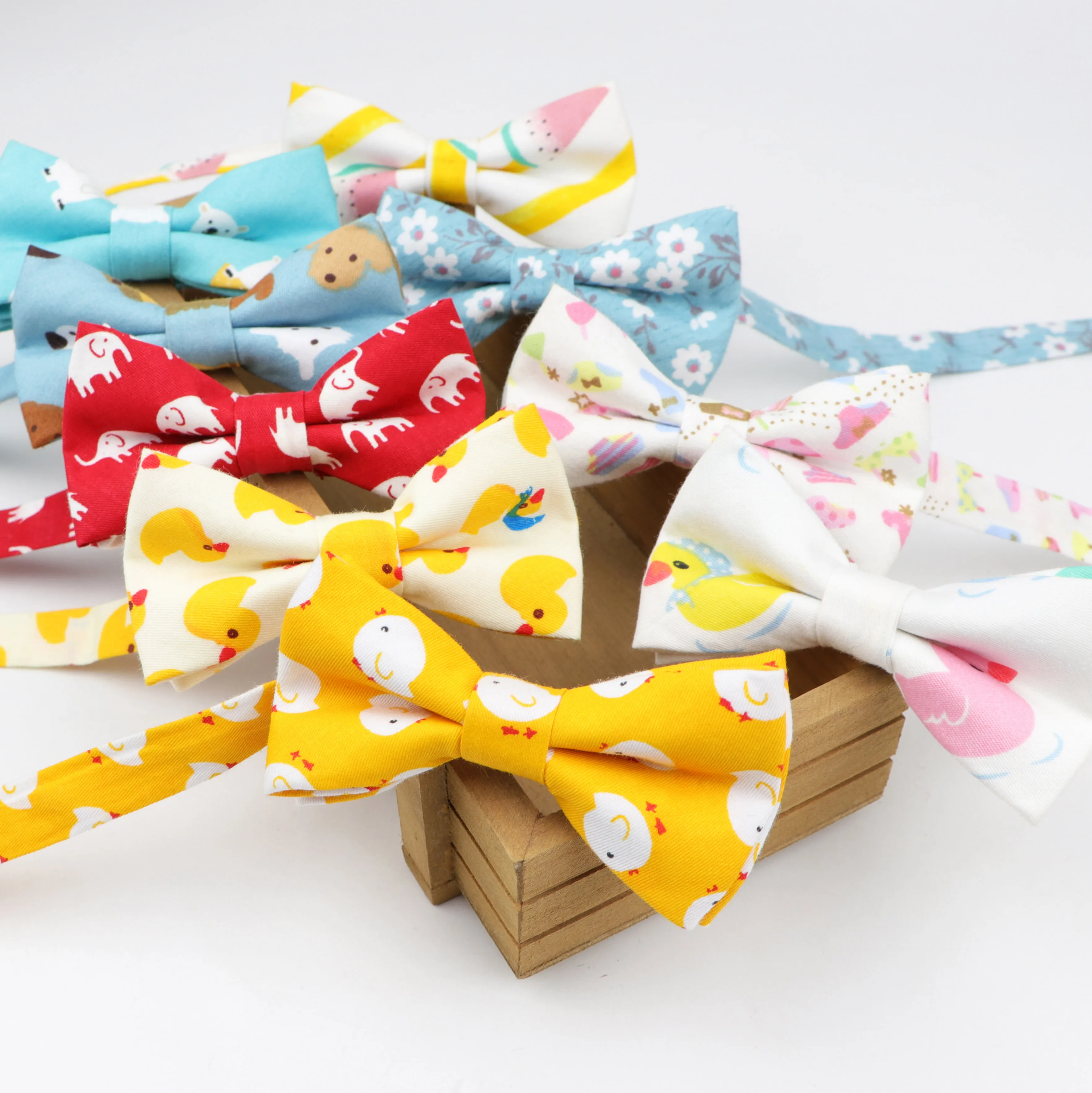

Classic Kid Suit Bowties Baby Boy's Baby Butterfly Fashion Cotton Adjustable Bowtie Children Two Tone Pet Dog Cat Bow Tie