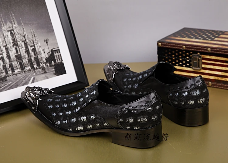 Новинка года; модная мужская обувь в английском стиле; повседневная мужская модельная обувь с металлическим носком; zapatos hombre; с принтом черепа; большие размеры 36-46