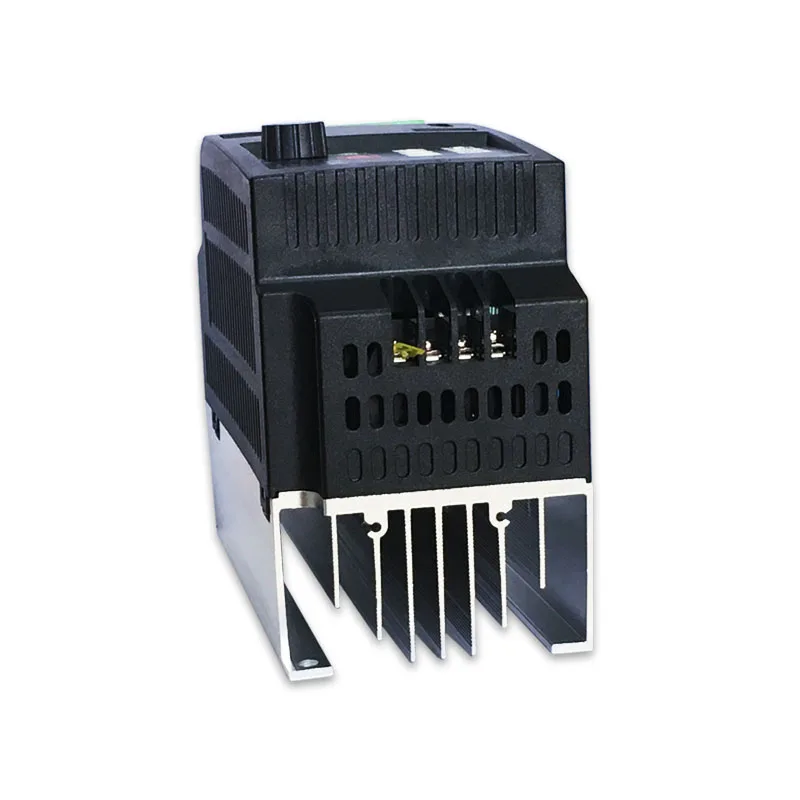 2.2KW 220V VFD преобразователь переменной частоты для управления скоростью двигателя частотный инвертор 1-фазный вход и 3-фазный выход 2.2KW 220V VFD преобразователь переменной частоты для управления скоростью двигателя частотный инвертор 1-фазный вход и 3-фазный выход