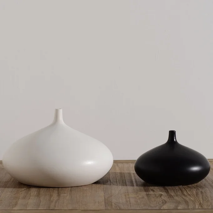 Modern Concise Cone Shaped Ceramic White Vase Decorative Handmade
