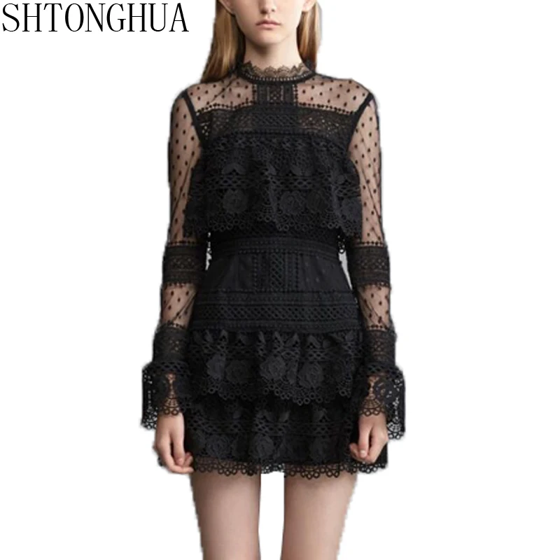 

SHTONGHUA Runway spring Women Dress 2019 Fashion Sexy Wine black Lace Patchwork Flare Sleeve Layers Cake Party Mini Dresses