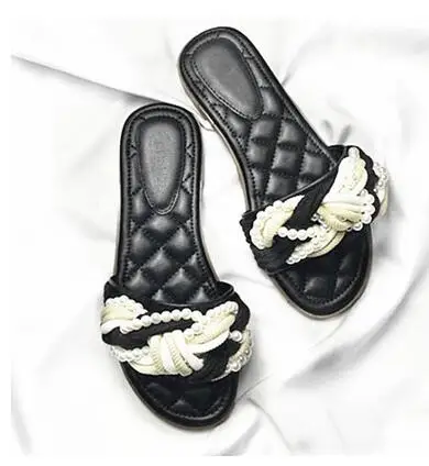 

Summer 2019 female slippers luxury designer brand CC twisted rope black diamond Pearl flat sandals