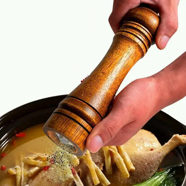Manual Wooden Spice Mills 2