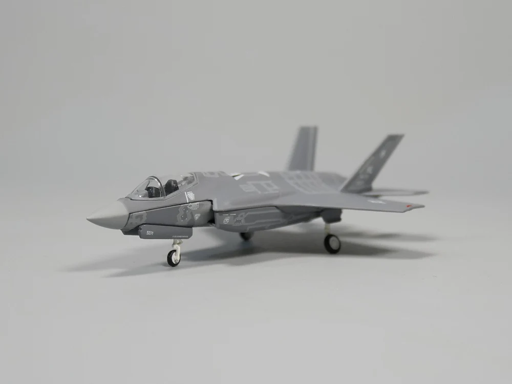 Herpa 1:200 ВВС США Lockheed F-35A Lightning II 34th FS Rude Rams 388th FW Hill AFB Diecast модель |