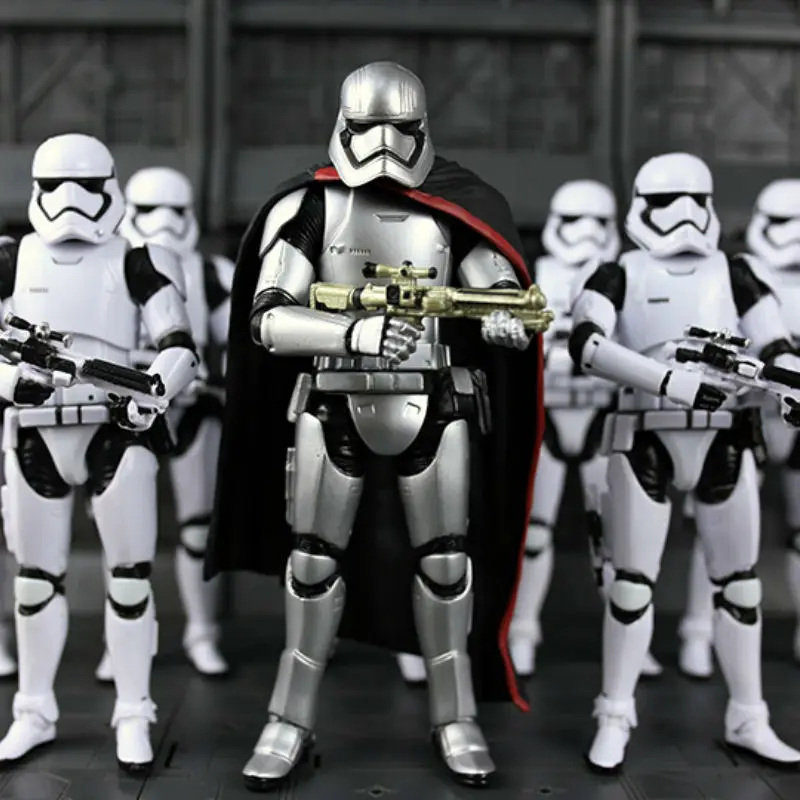 

Star Wars Episode VII Black Series 6 Inch STORMTROOPER Captain Phasma Action Figure