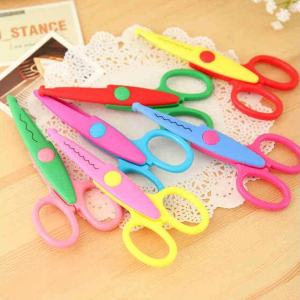 

Kids Laciness Scissors for DIY Photo Album Handmade, 6 Patterns Photo Album Card Photo Diary Decorative Laciness Scissors