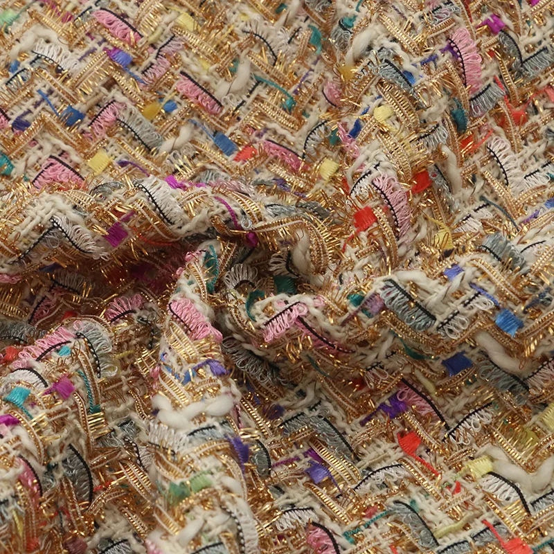 3677070718_1322660134