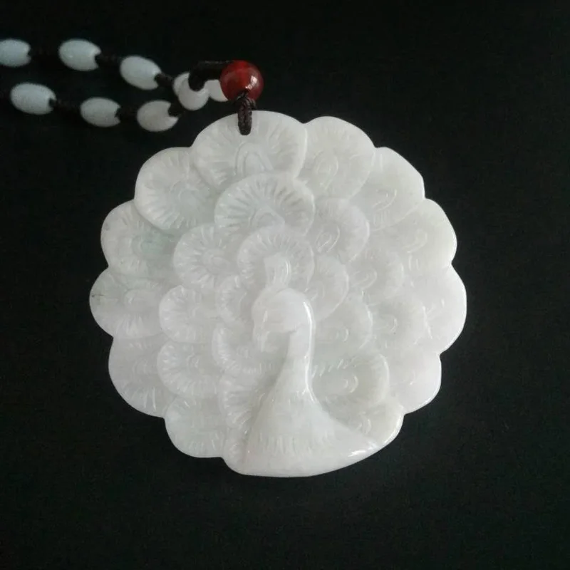 

Drop Shipping Hand Carved Myanmar Emerald Peacock Pendant Jade Stone Lucky Amulet Necklace With Chain Fine Jewelry