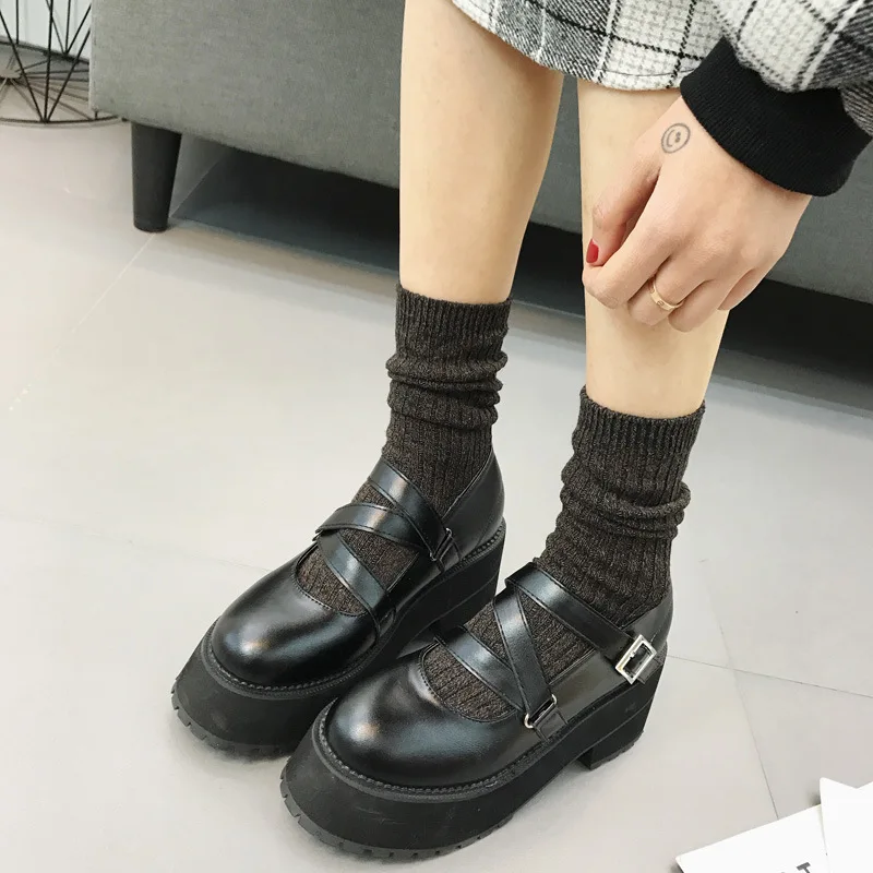 

2018 autumn new fashion simple solid color thick sole casual shoes women retro style comfortable flat shoes