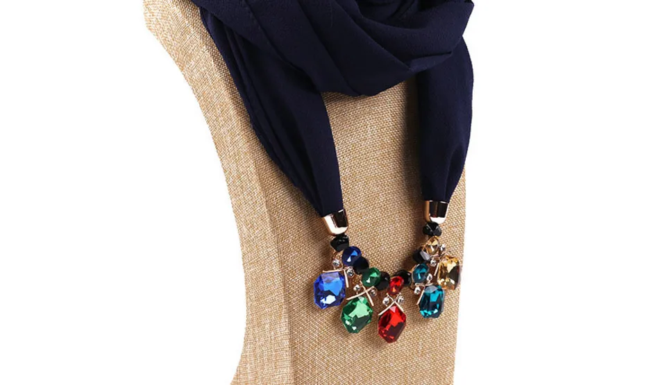pendant-scarf_19