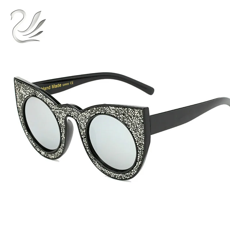 2019 роскошные стразы солнцезащитные очки для женщин для Мода Прохладный Большой оправа «кошачий глаз» предназначен