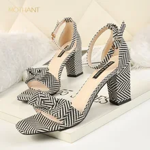 Europe and the United States sexy open toe word belt sandals nightclub was thin striped high heels thick with bow women's shoes Europe and the United States sexy open toe word belt sandals nightclub was thin striped high heels thick with bow women's shoes