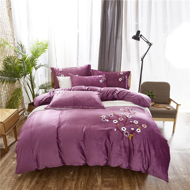 

Modern Style Warm Crystal Velvet 4pcs Bed Set Duvet Cover Bed Sheet Pillowcases Purple Dark Brown Silver Grey Queen King
