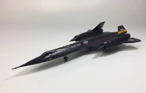 

Rare 1/144 solitary snoop SR71 blackbird high altitude reconnaissance aircraft model Alloy simulation model