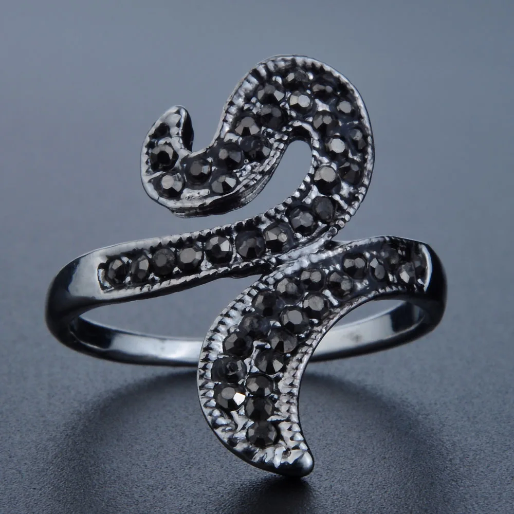 

MYTHIC AGE Vintage Antique Silver Color Black Crystal Irregular Cocktail Party Ring Jewelry For Women Girls US Size 8 9 10