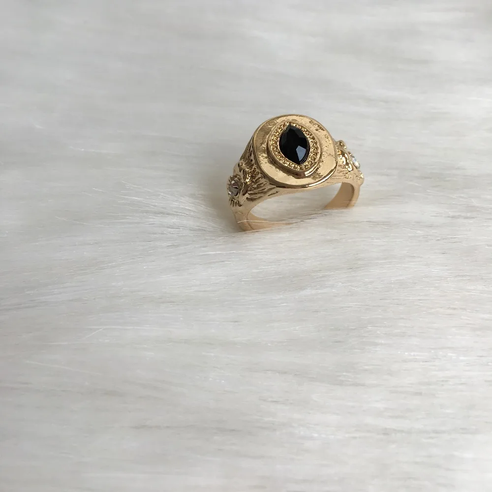 

FASHION JEWELRY GOLD COLOR PLATING BLACK STONE RING FOR WOMEN GIRL