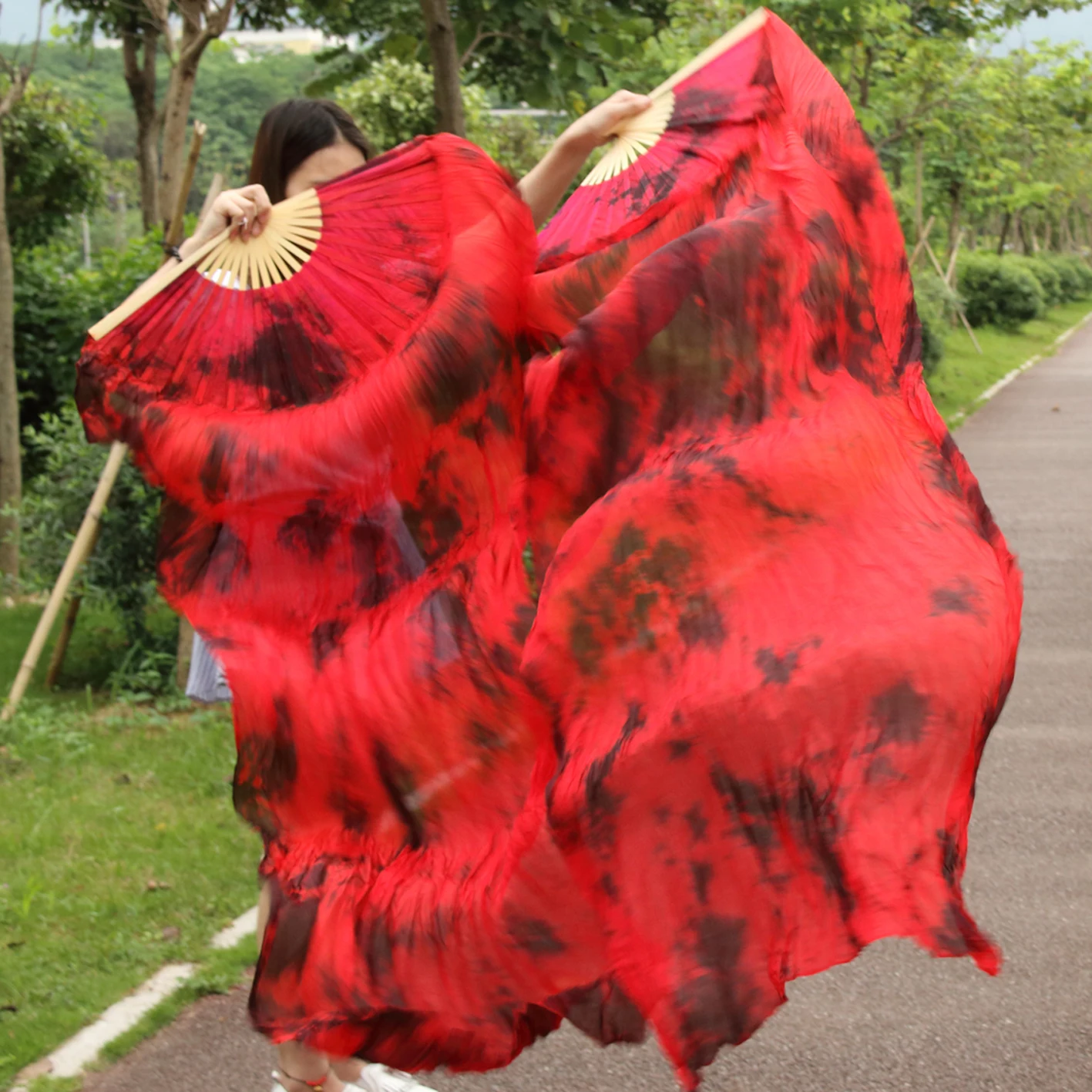 Женская Высококачественная китайская шелковая вуаль для поклонников танцев, пара фанатов для танца живота, дешевая горячая Распродажа, цвет: красный+ черный - Цвет: AS picture