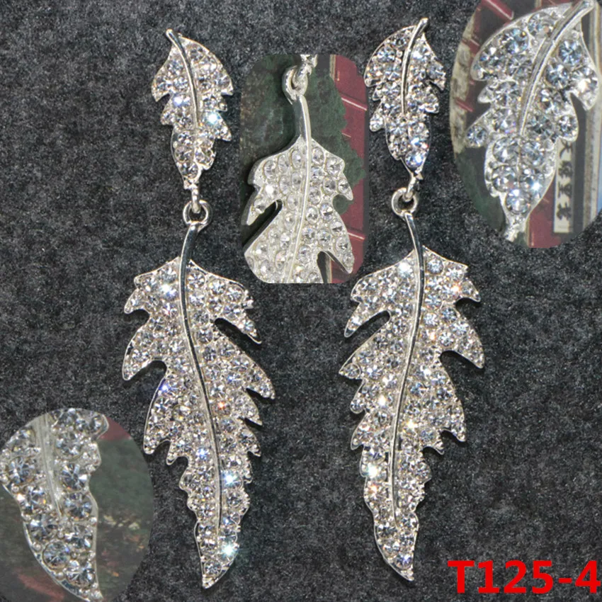 2 Gift from mother of Austria diamond stud earrings, classic retro Girl Birthday Gift (4)