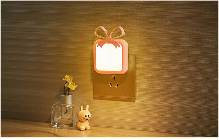 

Light Sensor Control Night Light Mini EU US Plug Novelty Square Bedroom lamp