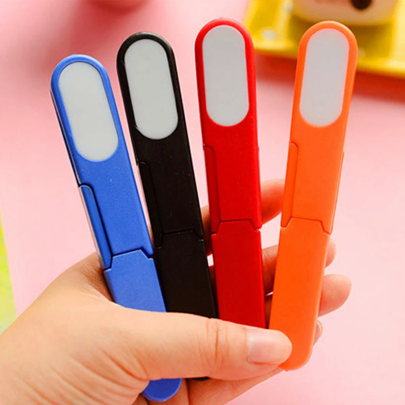 

Fishing Metal Blade Plastic Handle Cross Stitch/Fishing Line Scissors/Cutter With Cap 1 Pcs