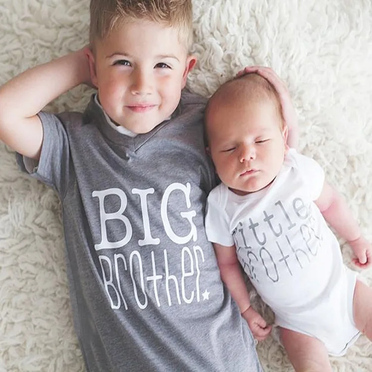 1 предмет, одинаковые футболки с надписью «Borther And Sister» и «Fynny Big Brother» хлопковый боди с короткими рукавами и надписью «Little Sister»