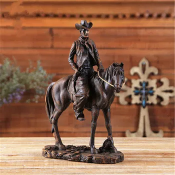 

West Cowboy Horse Riding Figures Sculpture Creative Colophony Crafts Desktop Decoration Office Fashion Gift G1314