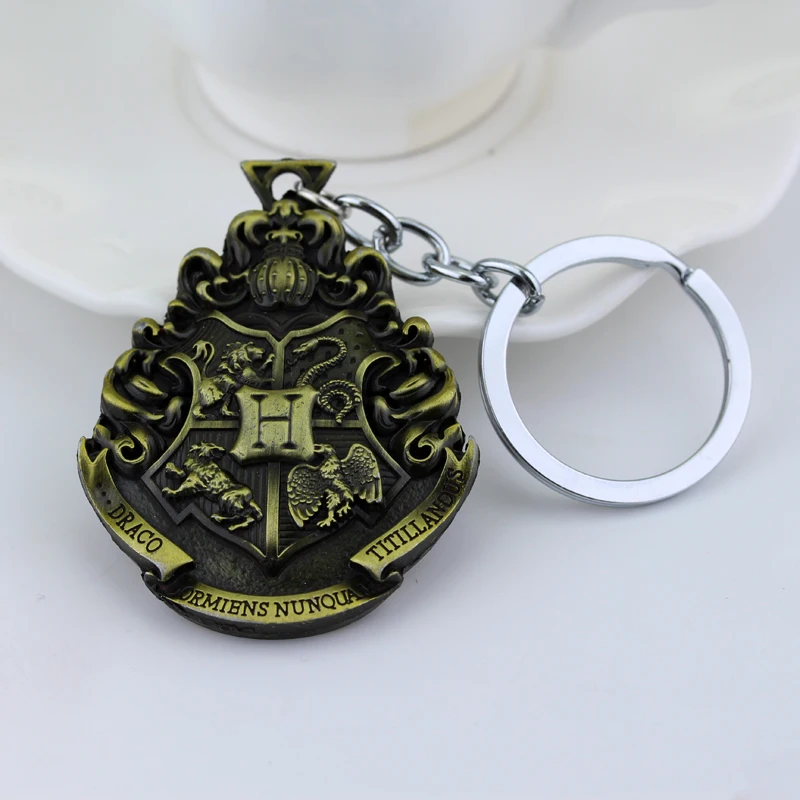 Hogwarts Gryffindor Hufflepuff Slytherin Ravenctaw, школьный логотип, сплав, подвеска,, герб, брелок и брелок, ювелирные изделия из фильма